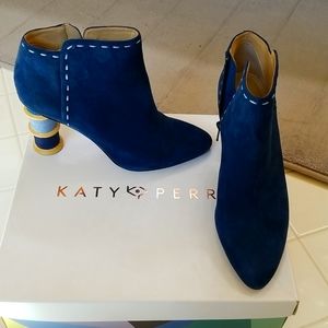 Katy Perry "The Olivia-Suede Navy bootie, Size 8